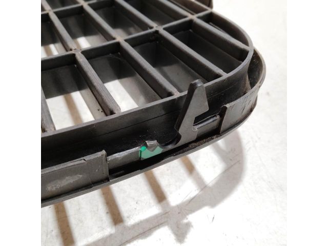 bontott FIAT GRANDE PUNTO Hűtőrács