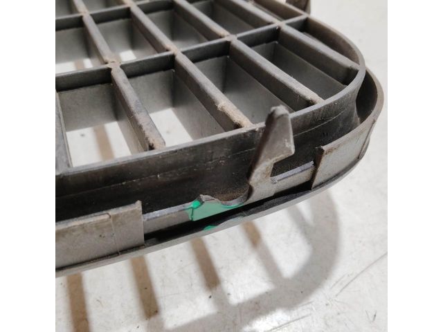 bontott FIAT GRANDE PUNTO Hűtőrács