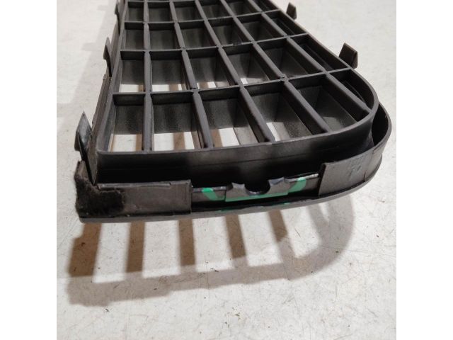 bontott FIAT GRANDE PUNTO Hűtőrács
