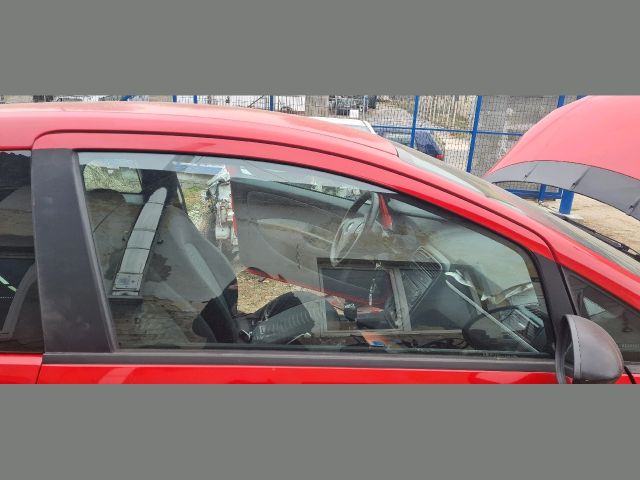bontott FIAT GRANDE PUNTO Jobb első Ablak