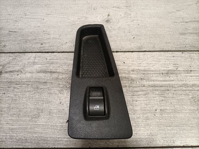 bontott FIAT GRANDE PUNTO Jobb első Ablakemelő Kapcsoló