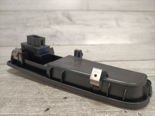 bontott FIAT GRANDE PUNTO Jobb első Ablakemelő Kapcsoló