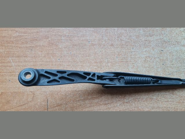 bontott FIAT GRANDE PUNTO Jobb első Ablaktörlő Kar