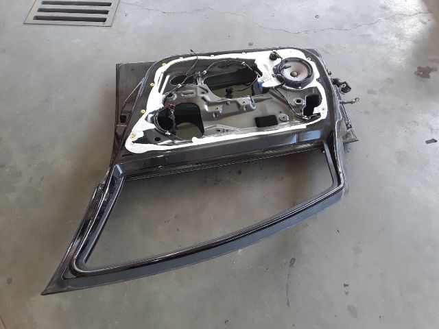 bontott FIAT GRANDE PUNTO Jobb első Ajtó (Üres lemez)