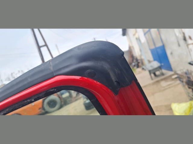 bontott FIAT GRANDE PUNTO Jobb első Ajtó (Üres lemez)