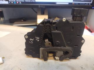 bontott FIAT GRANDE PUNTO Jobb első Ajtózár