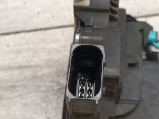 bontott FIAT GRANDE PUNTO Jobb első Ajtózár