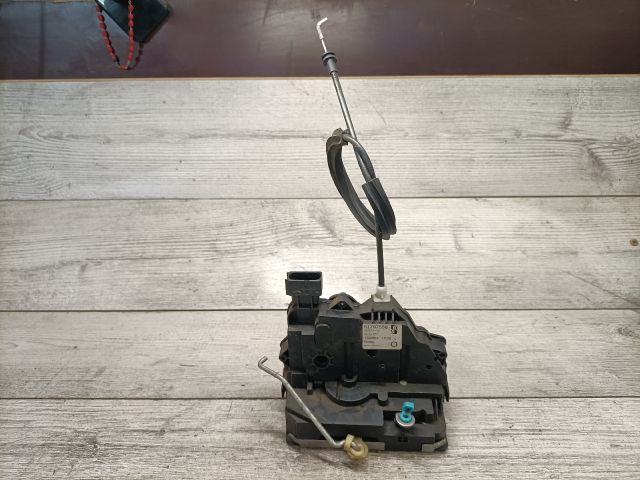 bontott FIAT GRANDE PUNTO Jobb első Ajtózár