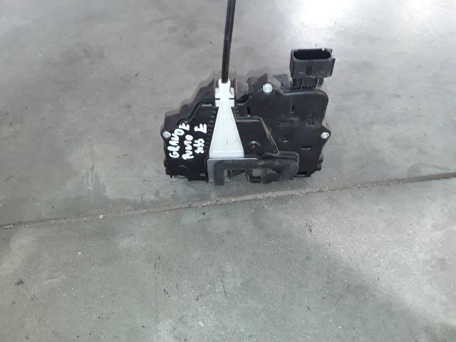 bontott FIAT GRANDE PUNTO Jobb első Ajtózár