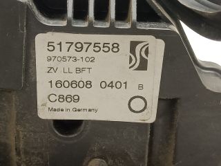 bontott FIAT GRANDE PUNTO Jobb első Ajtózár