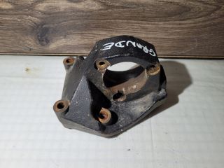 bontott FIAT GRANDE PUNTO Jobb első Féltengely Tartó