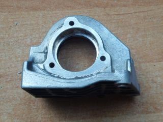 bontott FIAT GRANDE PUNTO Jobb első Féltengely Tartó