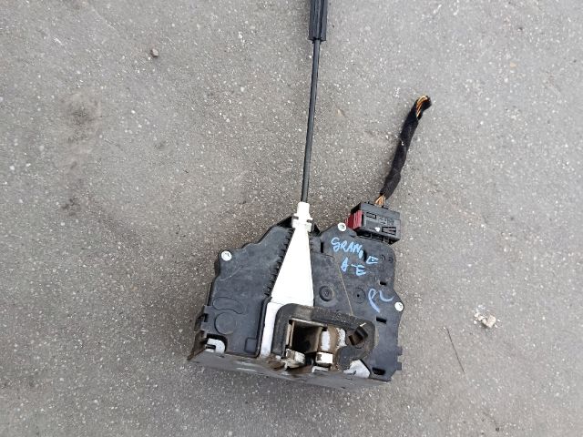 bontott FIAT GRANDE PUNTO Jobb első Központizár Motor