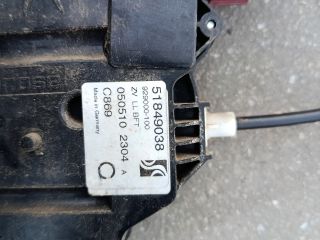 bontott FIAT GRANDE PUNTO Jobb első Központizár Motor