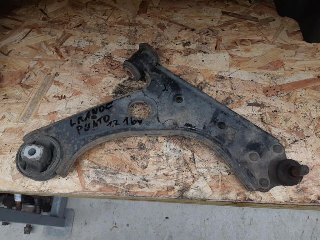 bontott FIAT GRANDE PUNTO Jobb első Lengőkar