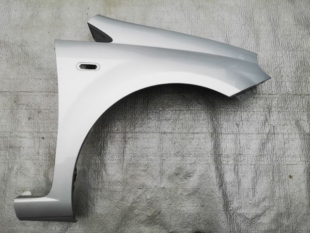 bontott FIAT GRANDE PUNTO Jobb első Sárvédő