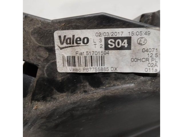 bontott FIAT GRANDE PUNTO Jobb Fényszóró