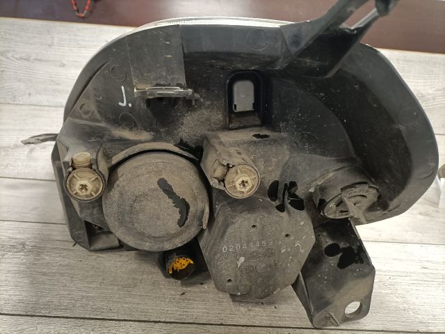 bontott FIAT GRANDE PUNTO Jobb Fényszóró