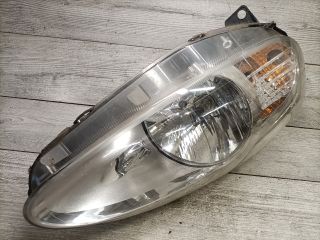 bontott FIAT GRANDE PUNTO Jobb Fényszóró