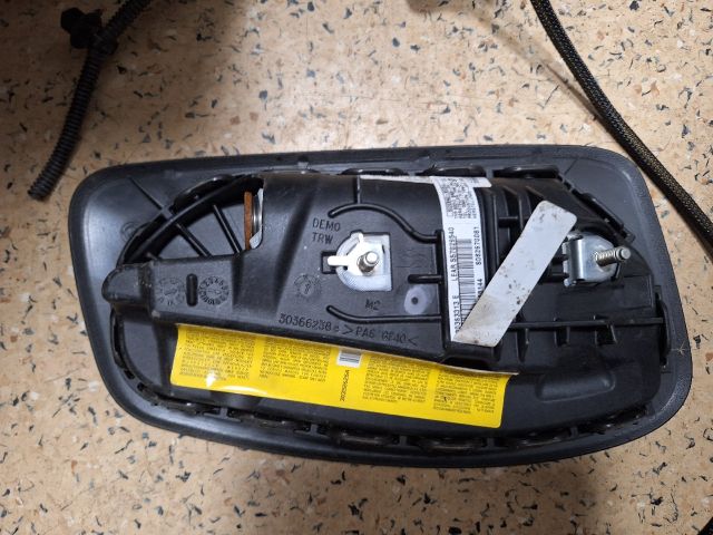 bontott FIAT GRANDE PUNTO Jobb Függönylégzsák és Oldallégzsák