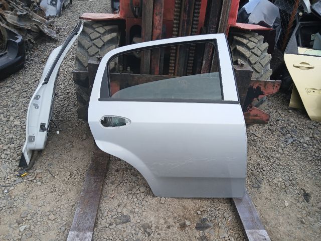 bontott FIAT GRANDE PUNTO Jobb hátsó Ajtó (Üres lemez)