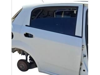 bontott FIAT GRANDE PUNTO Jobb hátsó Ajtó (Üres lemez)