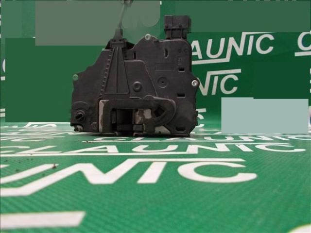 bontott FIAT GRANDE PUNTO Jobb hátsó Ajtózár