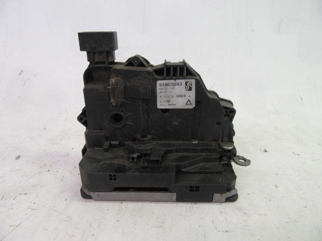 bontott FIAT GRANDE PUNTO Jobb hátsó Ajtózár