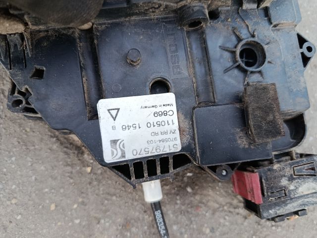 bontott FIAT GRANDE PUNTO Jobb hátsó Központizár Motor