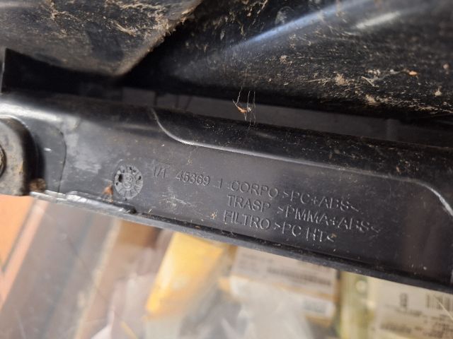 bontott FIAT GRANDE PUNTO Jobb Hátsó Lámpa