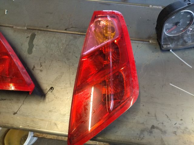 bontott FIAT GRANDE PUNTO Jobb Hátsó Lámpa