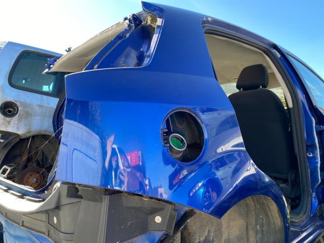 bontott FIAT GRANDE PUNTO Jobb hátsó Sárvédő