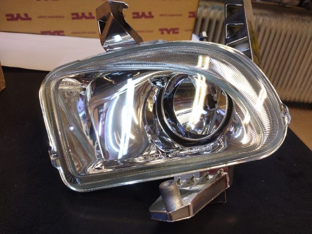 bontott FIAT GRANDE PUNTO Jobb Ködfényszóró