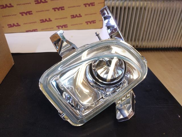 bontott FIAT GRANDE PUNTO Jobb Ködfényszóró