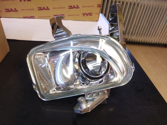 bontott FIAT GRANDE PUNTO Jobb Ködfényszóró