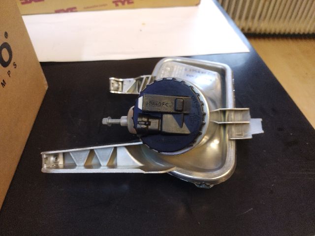 bontott FIAT GRANDE PUNTO Jobb Ködfényszóró