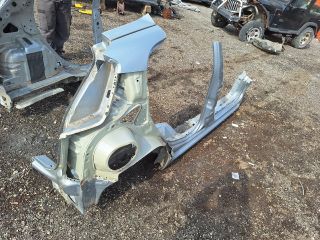 bontott FIAT GRANDE PUNTO Jobb Küszöb