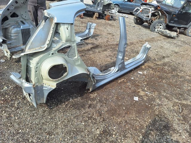 bontott FIAT GRANDE PUNTO Jobb Küszöb