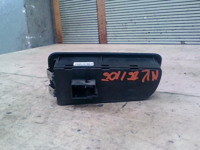 bontott FIAT GRANDE PUNTO Ködfényszóró (Pozíciófüggetlen)