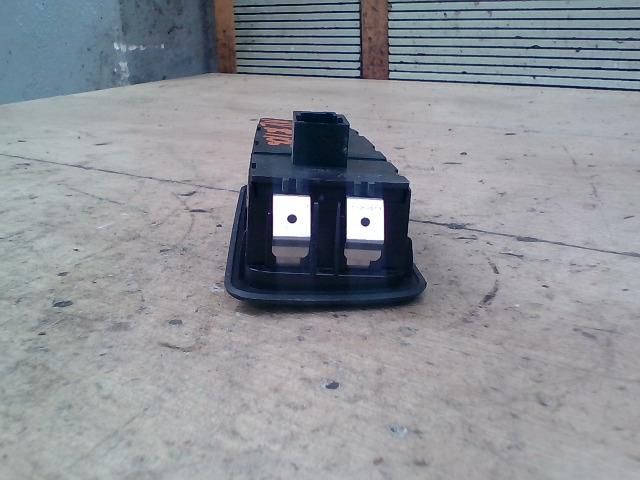 bontott FIAT GRANDE PUNTO Ködfényszóró (Pozíciófüggetlen)