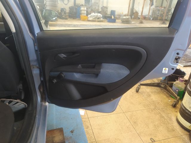 bontott FIAT GRANDE PUNTO Középkonzol Keret