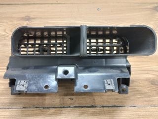 bontott FIAT GRANDE PUNTO Középső Szellőző