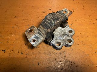 bontott FIAT GRANDE PUNTO Motor Tartó Bak (Fém)