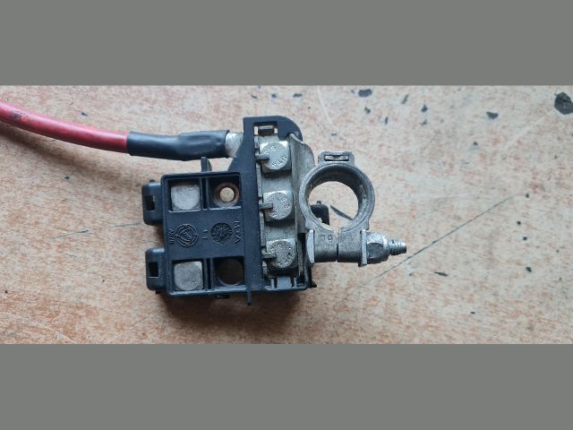 bontott FIAT GRANDE PUNTO Pozitív Kábel