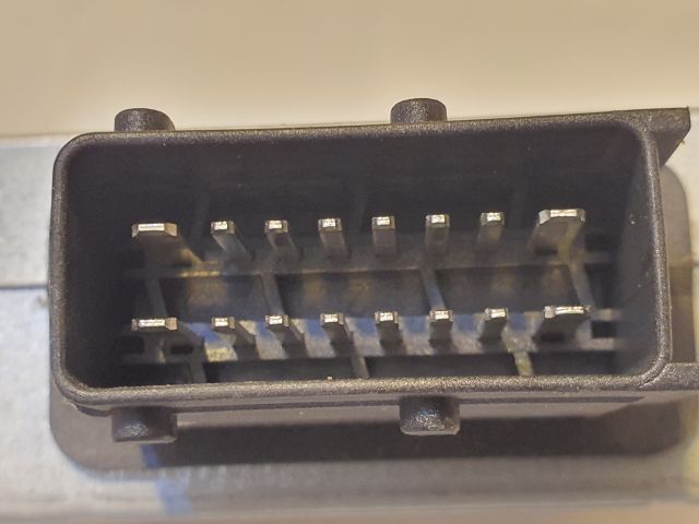 bontott FIAT GRANDE PUNTO Rádió Zavarszűrő