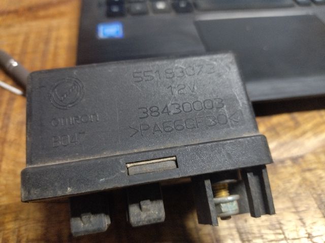 bontott FIAT GRANDE PUNTO Relé