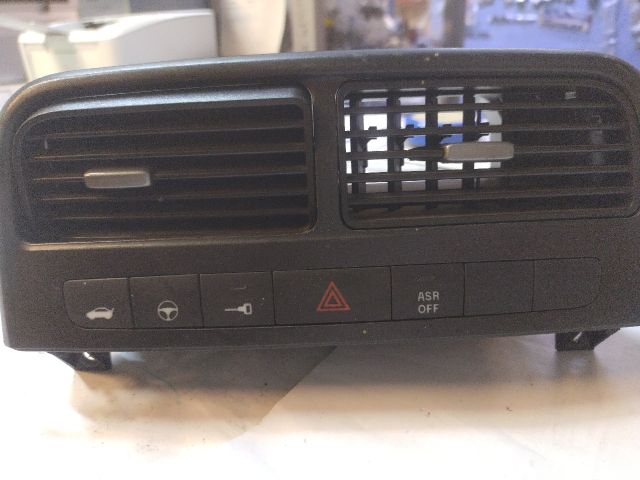 bontott FIAT GRANDE PUNTO Vészvillogó Kapcsoló