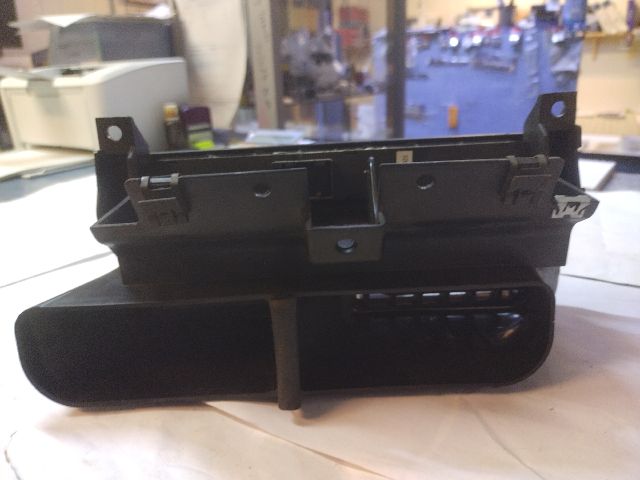 bontott FIAT GRANDE PUNTO Vészvillogó Kapcsoló