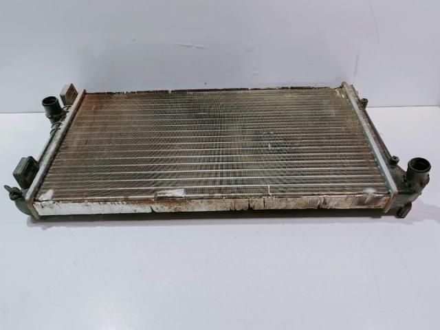 bontott FIAT GRANDE PUNTO Vízhűtő Radiátor Tartó