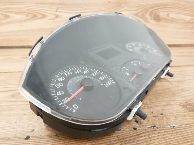 bontott FIAT IDEA Kilométeróra